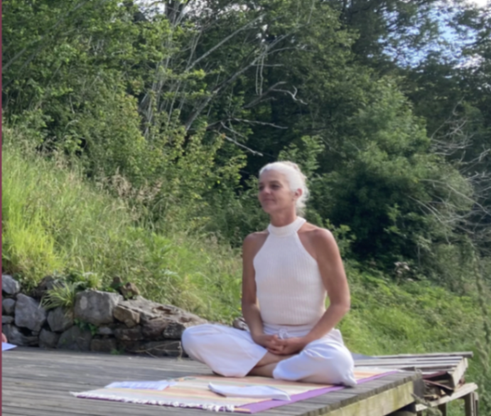 Photo de Ecole de yoga traditionnel yoga64
