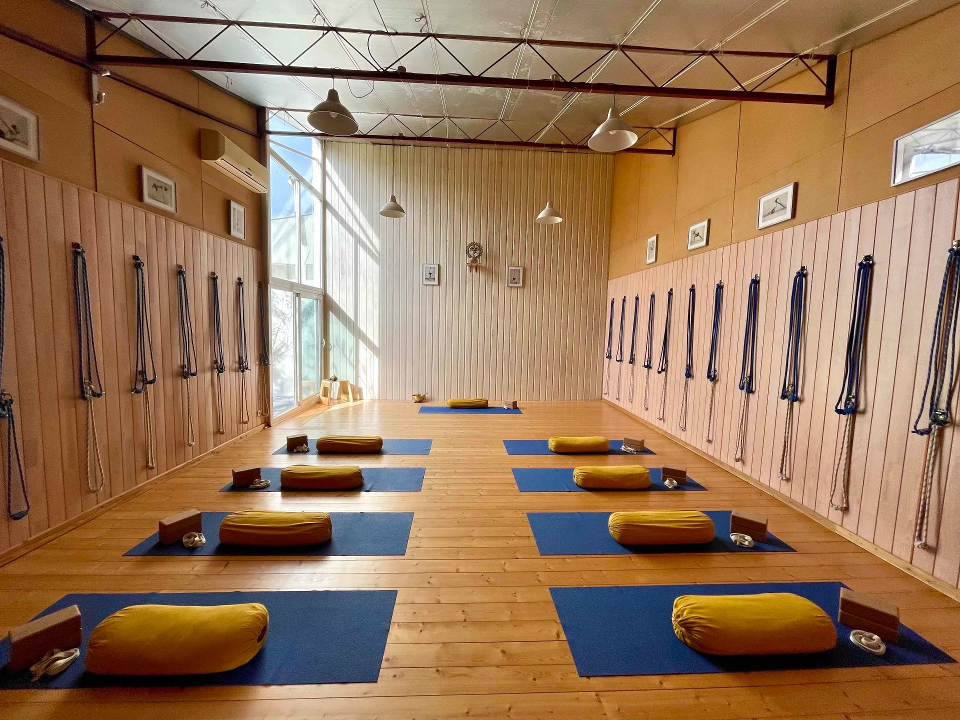 Photo de Centre de Yoga Iyengar de Bordeaux - Chartons